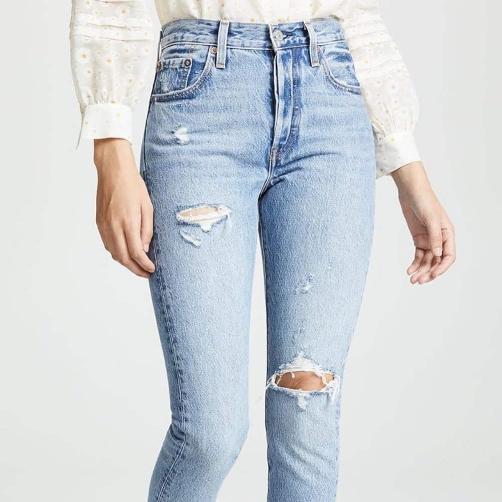NWT Women’s Levi's Premium 501 High Rise Skinny Leg Jeans 28 Button Fly
